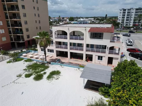 17300 Gulf Blvd #9, North Redington Beach, FL 33708