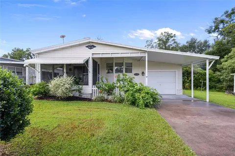 6053 Ridgewood Dr, Zephyrhills, FL 33542