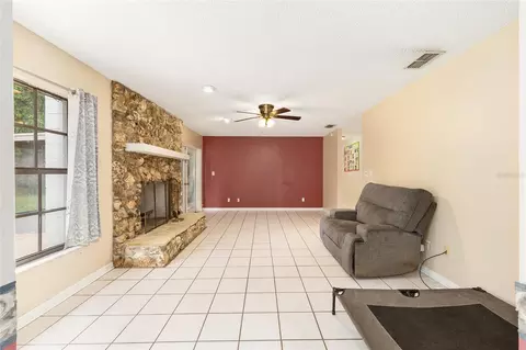 Living - 3475 NE 43rd Pl, Ocala, FL 34479 photo 4 of 4