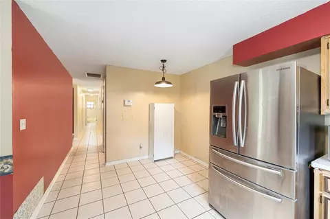 Entry Way - 3475 NE 43rd Pl, Ocala, FL 34479 photo 2 of 3