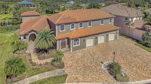 531 Treviso Dr, Apollo Beach, FL 33572