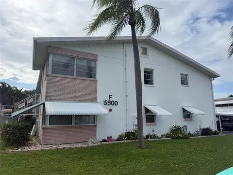 5900 21st St N #10, Saint Petersburg, FL 33714