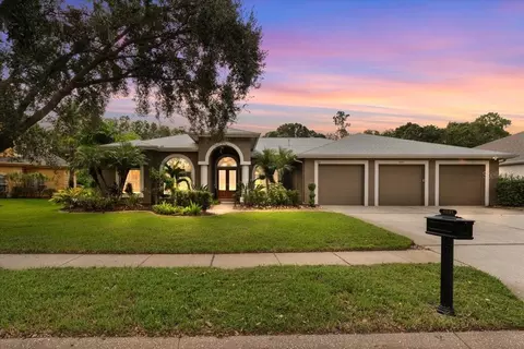 4891 Juniper Dr, Palm Harbor, FL 34685