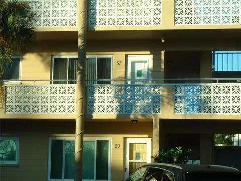 2467 Finlandia Ln #57, Clearwater, FL 33763