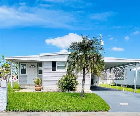 1500 County Road 1 #51, Dunedin, FL 34698