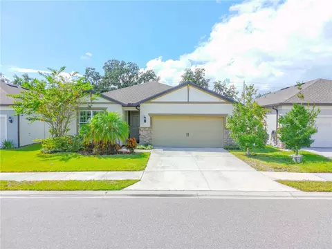 6293 Bradford Woods Dr, Zephyrhills, FL 33542