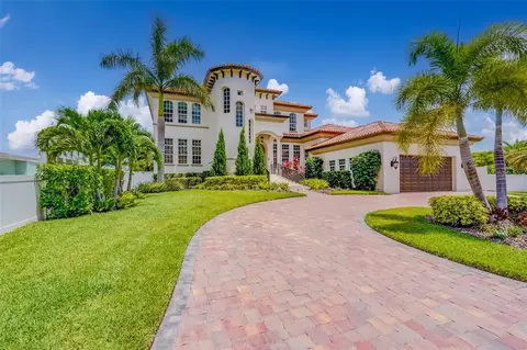 362 41st Ave, Saint Pete Beach, FL 33706