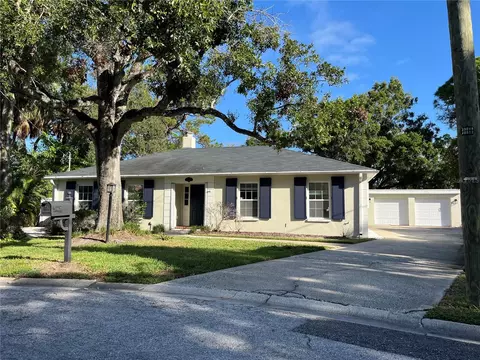 2301 S San Jose Cir, Tampa, FL 33629
