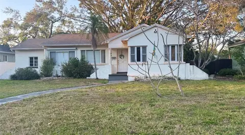 525 36th Ave NE, Saint Petersburg, FL 33704