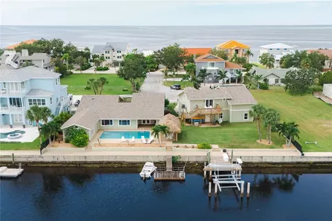 3154 Brigantine Ct, New Port Richey, FL 34652