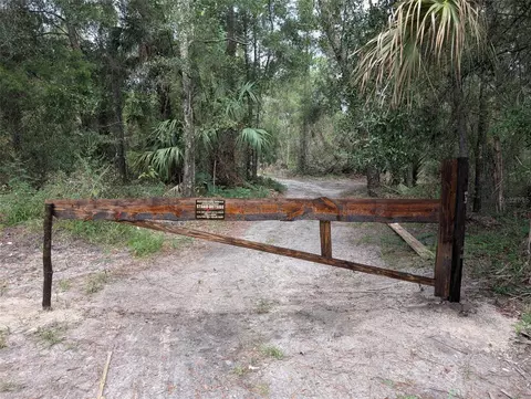 1660 N Nightshade Dr, Crystal River, FL 34429