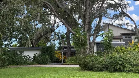 4711 Hidden Forest Ln, Sarasota, FL 34235