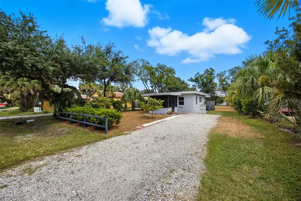 Exterior - 6236 S Martindale Ave, Tampa, FL 33611 photo 2 of 13