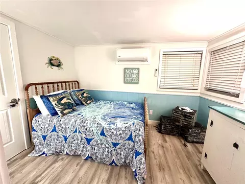Bedroom - 4016 Eagle Nest Dr, Hernando Beach, FL 34607 photo 6 of 9