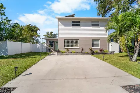4220 19 St N, Saint Petersburg, FL 33714