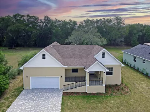 12500 Green Oak Ln, Dade City, FL 33525