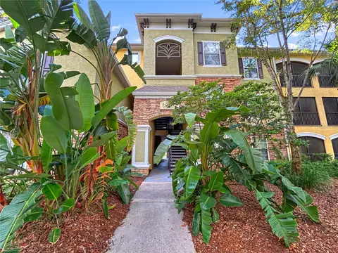 10105 Courtney Palms Blvd #303, Tampa, FL 33619