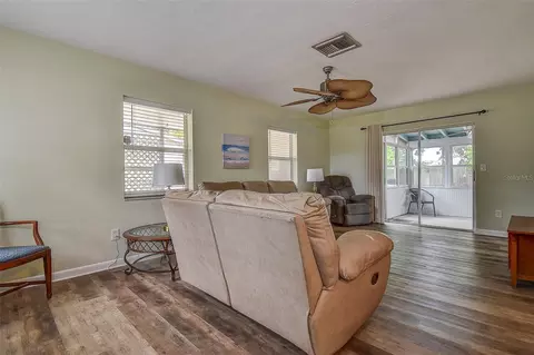 Living - 6237 Dalton St, Spring Hill, FL 34606 photo 2 of 2
