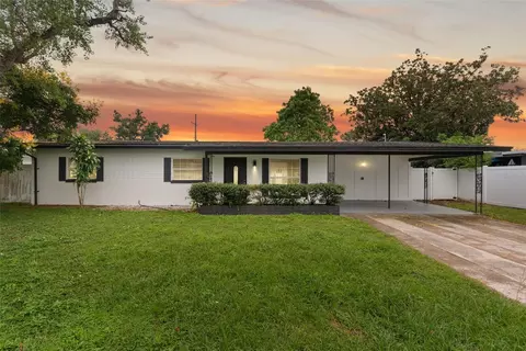 5770 Crane Pl, Orlando, FL 32807