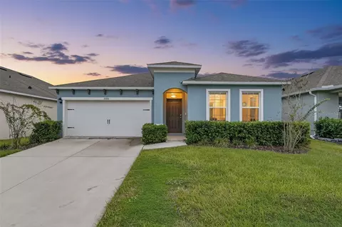 28026 Cypress Springs Loop, Okahumpka, FL 34762
