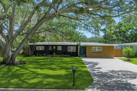 412 Mira Vista Dr, Dunedin, FL 34698