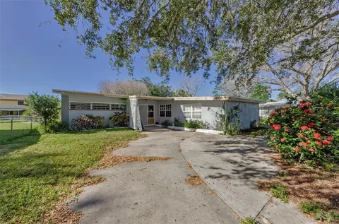 85 New Jersey Dr, Dunedin, FL 34698