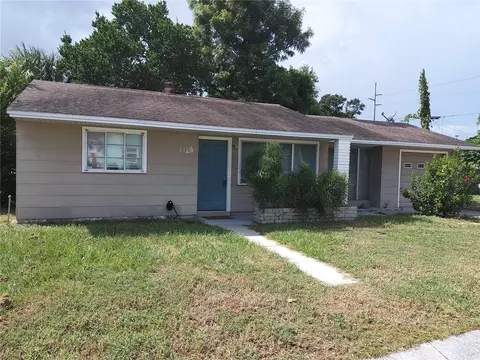 1119 51st St S, Gulfport, FL 33707