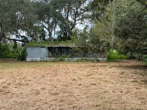 3235 Oakwood Dr, Wesley Chapel, FL 33543