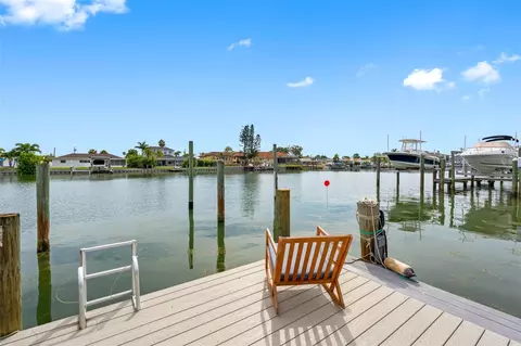 311 Island Way #104, Clearwater Beach, FL 33767
