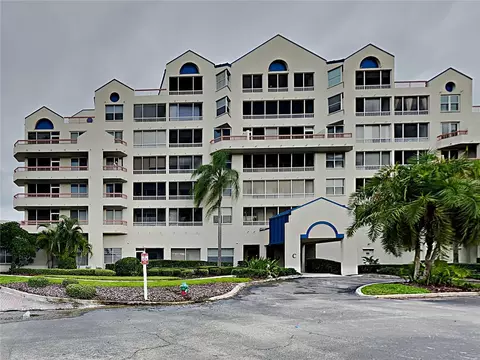 2333 Feather Sound Dr #C408, Clearwater, FL 33762