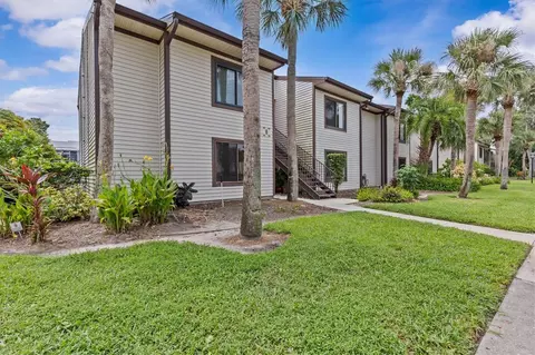 388 Moorings Cove Dr #6E, Tarpon Springs, FL 34689