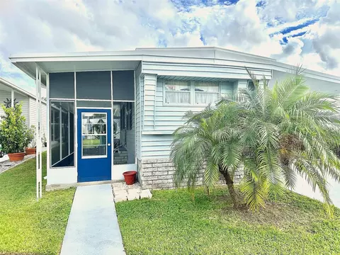 9790 66th St #111, Pinellas Park, FL 33782