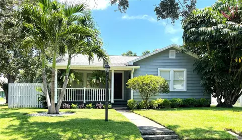 931 35th St N, Saint Petersburg, FL 33713