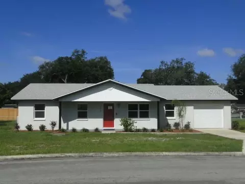 820 Dove Ridge Dr, Lakeland, FL 33803