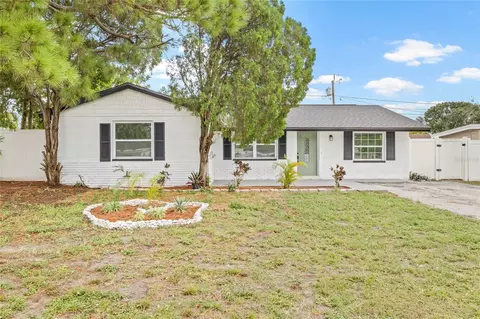 8570 91st Ter, Seminole, FL 33777