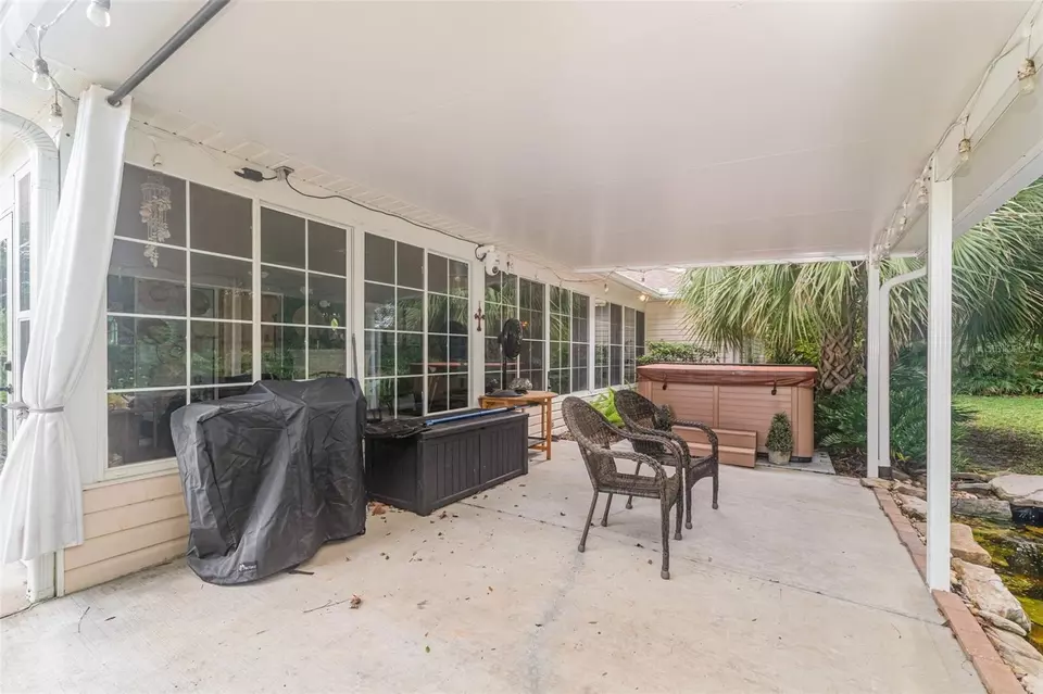Exterior - 11284 SW 139th Pl, Dunnellon, FL 34432 photo 4 of 8