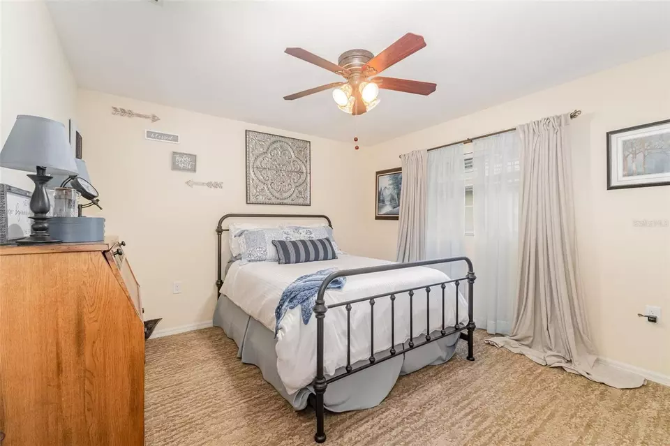 Bedroom - 11284 SW 139th Pl, Dunnellon, FL 34432 photo 3 of 4