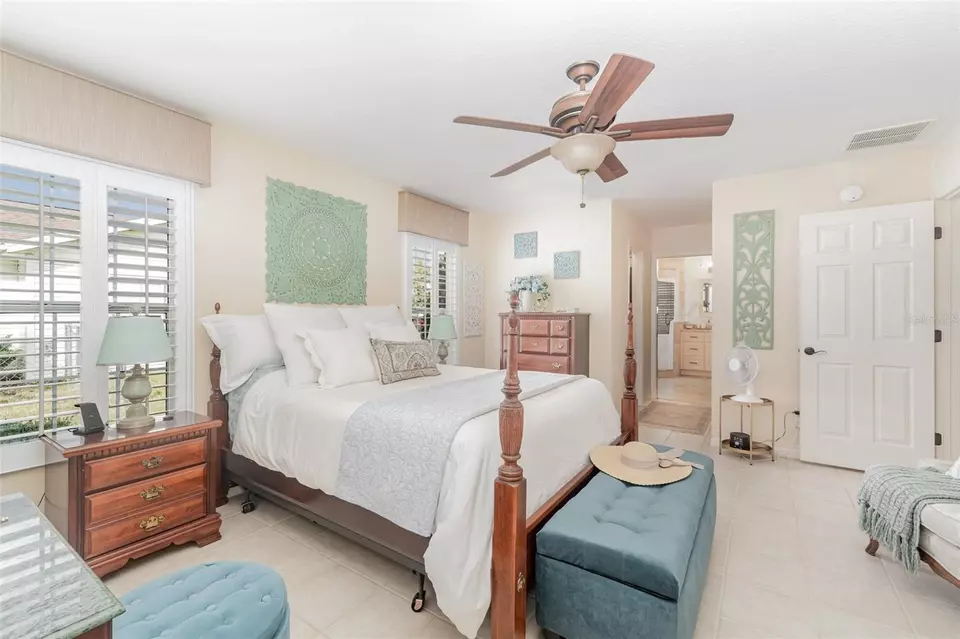 Bedroom - 11284 SW 139th Pl, Dunnellon, FL 34432 photo 2 of 4