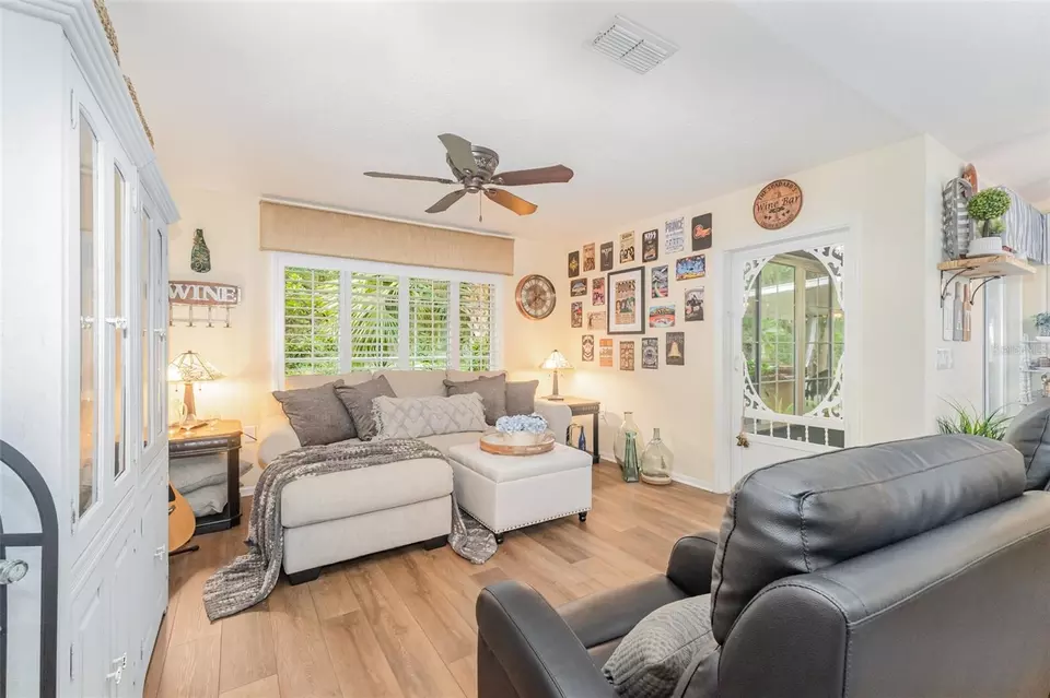 Living - 11284 SW 139th Pl, Dunnellon, FL 34432 photo 2 of 2