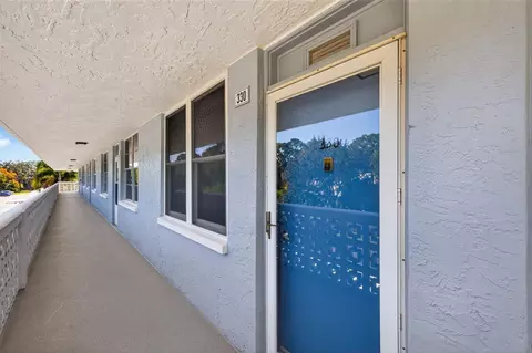 4880 Locust St NE #330, Saint Petersburg, FL 33703