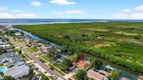 4624 Bay Crest Dr, Tampa, FL 33615