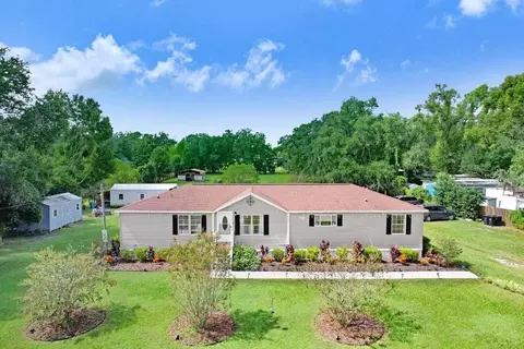 4219 Seaberg Rd, Zephyrhills, FL 33541