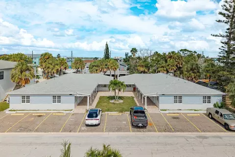 14225 Palm St #3, Madeira Beach, FL 33708