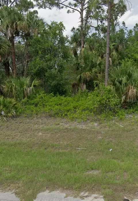 5014 S Obispo Cir, Labelle, FL 33935