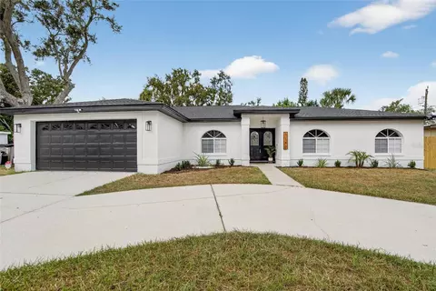 1140 La Salle St, Clearwater, FL 33755