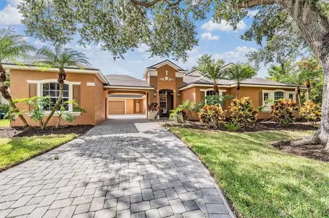 7900 Umbrella Pine Way, Sarasota, FL 34241