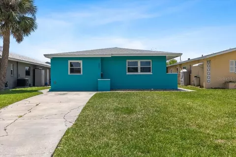 5051 Bonito Dr, New Port Richey, FL 34652