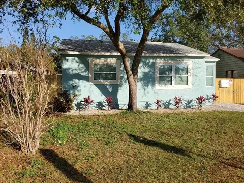 2432 Auburn St S, Saint Petersburg, FL 33712