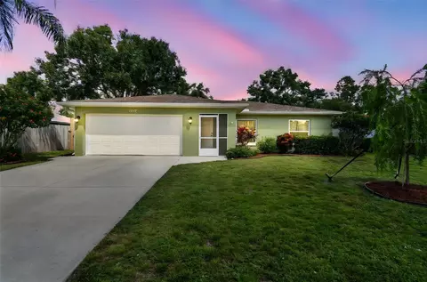 7217 Rangi Dr, Sarasota, FL 34241