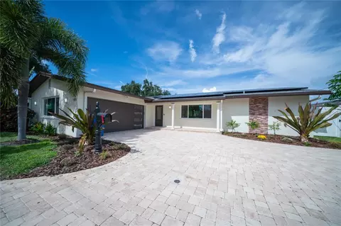 5119 Venetian Blvd NE, Saint Petersburg, FL 33703